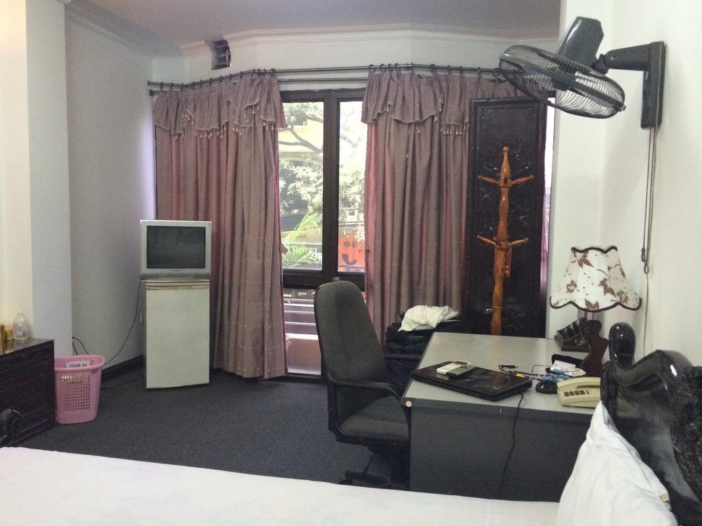 Ngoc Linh Hotel Hanoi Ruang foto